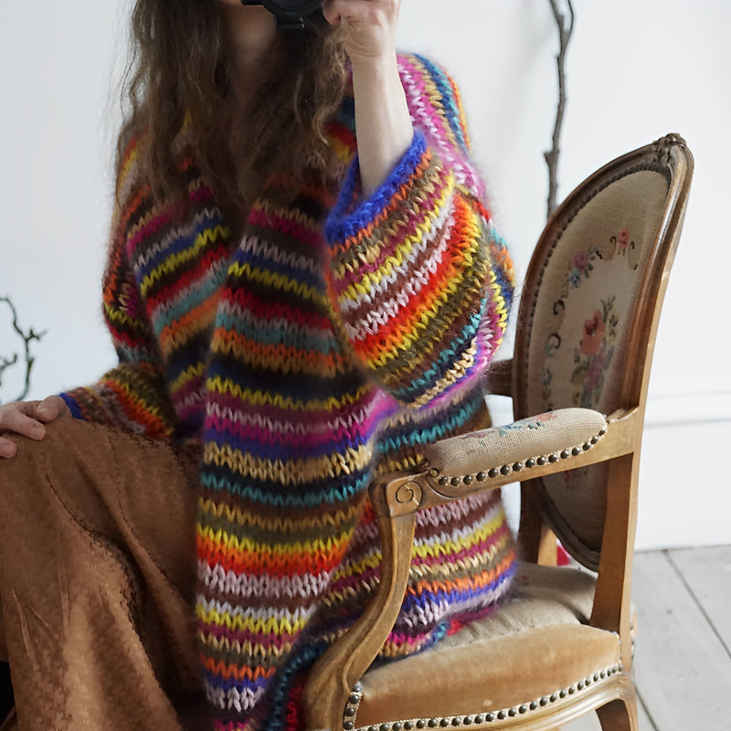 Chromatic - Regenbogen gestreifter Pullover