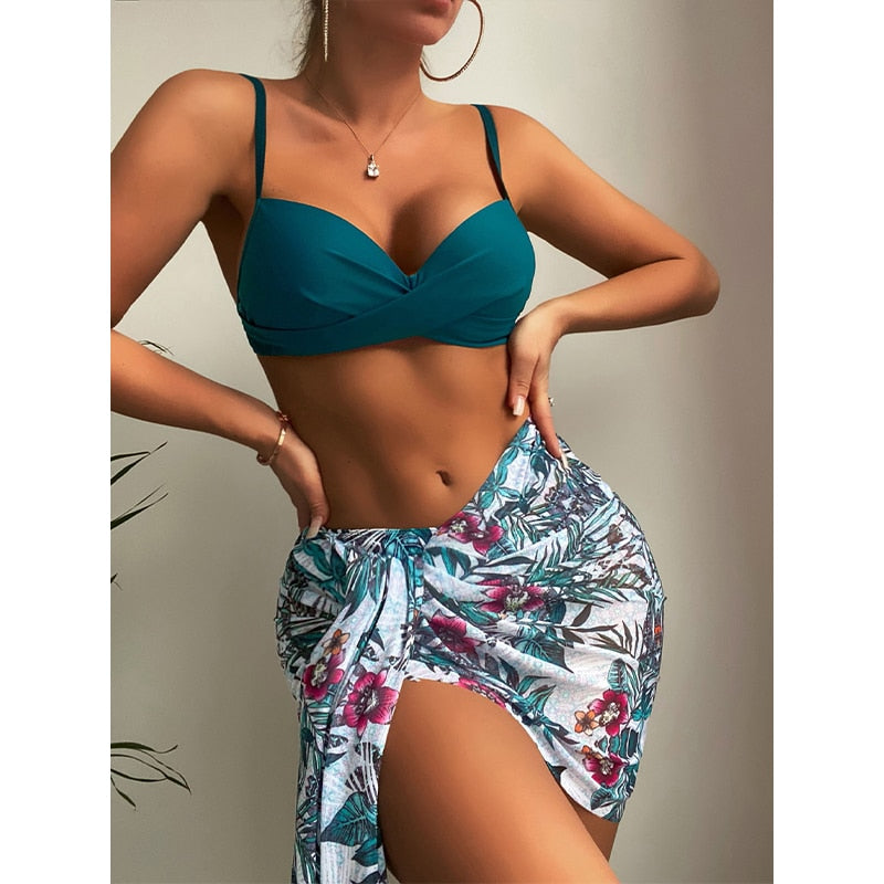 3-teiliges Bikini-Set - Ein farbenfroher und sexy Bikini